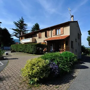 https://hotel-le-cottage-pelussin.hotels-rhonealpes.com